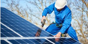 Installation Maintenance Panneaux Solaires Photovoltaïques à Treminis